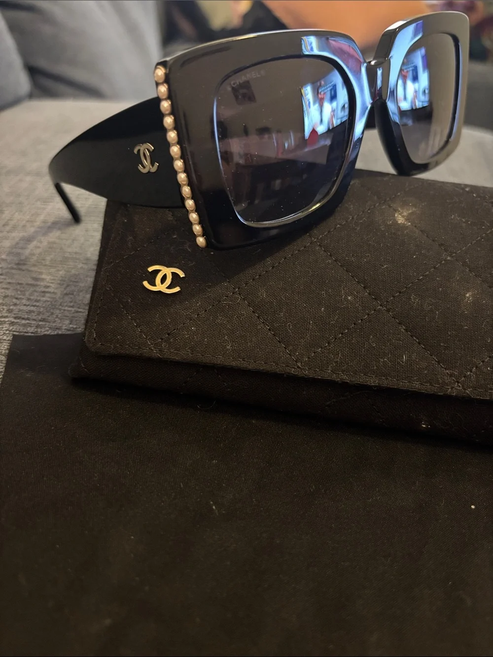 CHANEL Black Acetate Rectangle Sunglasses with Pearl, Gold CC Logo Pearl 5480-H